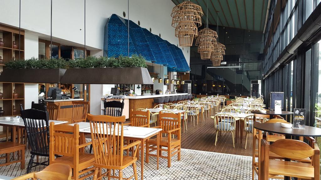 Artotel Gelora Senayan Jakarta Ngoại thất bức ảnh