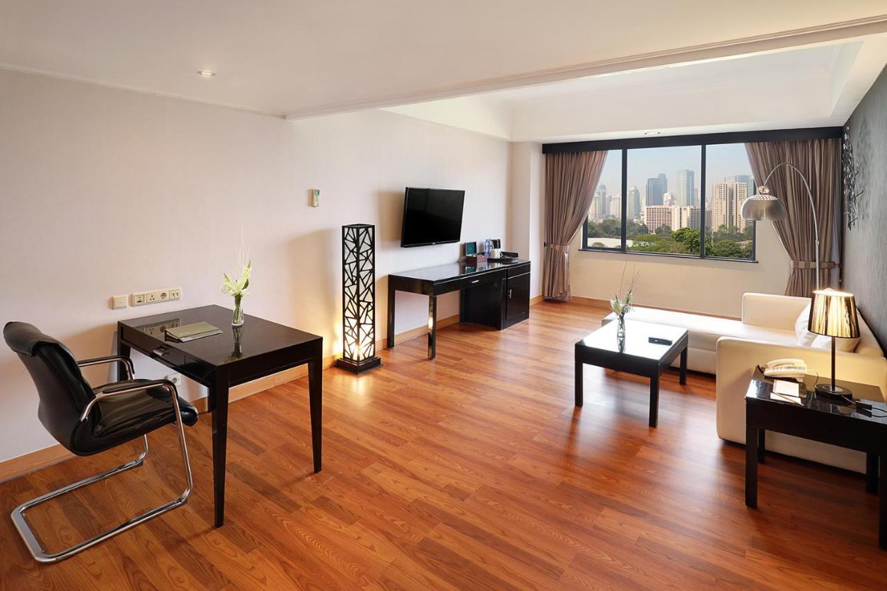Artotel Gelora Senayan Jakarta Ngoại thất bức ảnh